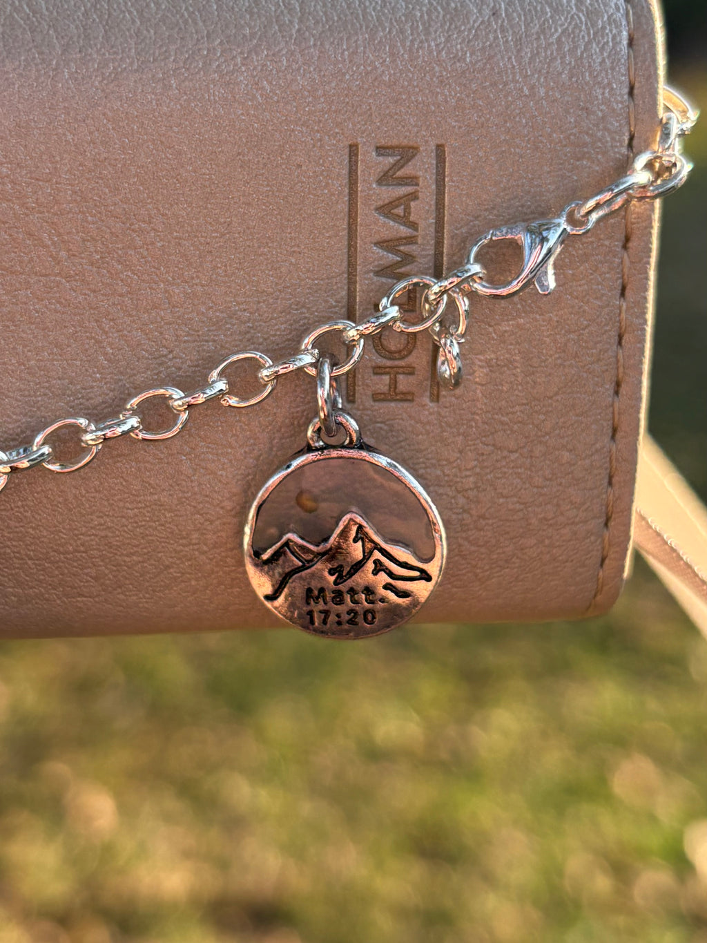 Dawn of grace chain.